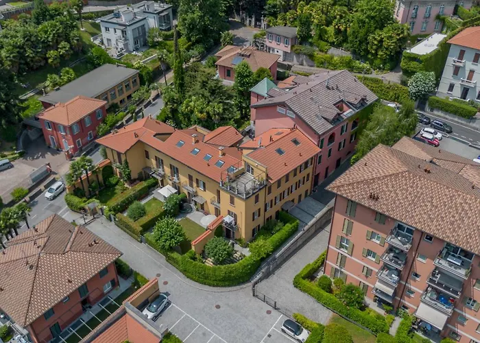 Greenlake Apt&parking Como