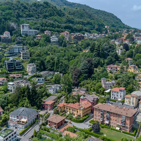 Greenlake & Parking Lejlighed *